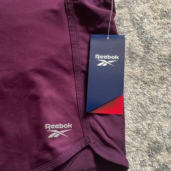 NWT Women’s Reebok Athletic Shorts - Picture 3 of 8